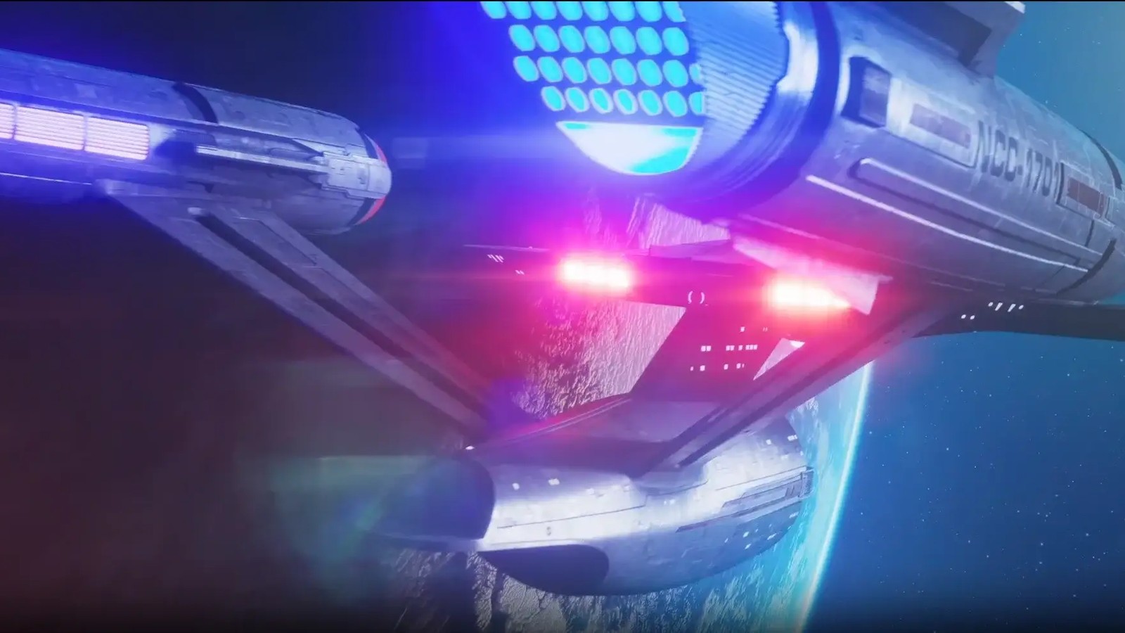 Star Trek Fleet Command ship approaching a planet